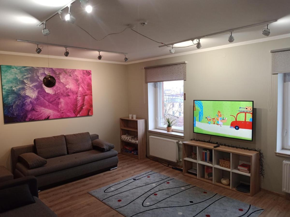 Family Or Group Apartment In Green Center Riga Bagian luar foto