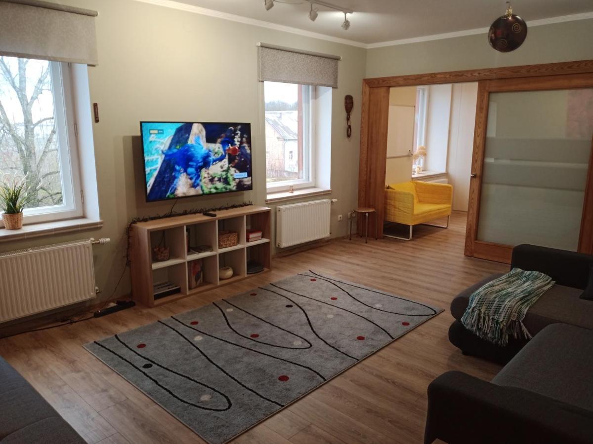 Family Or Group Apartment In Green Center Riga Bagian luar foto