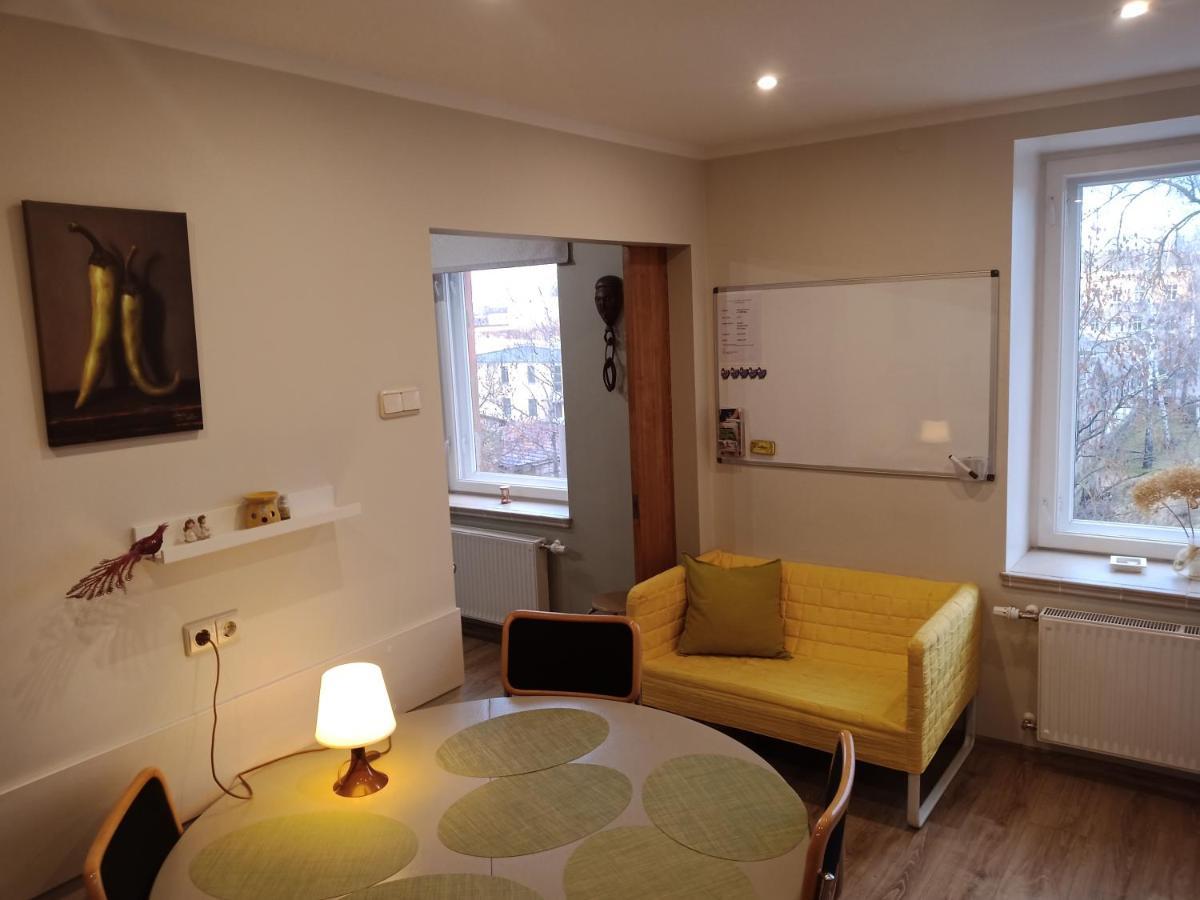 Family Or Group Apartment In Green Center Riga Bagian luar foto