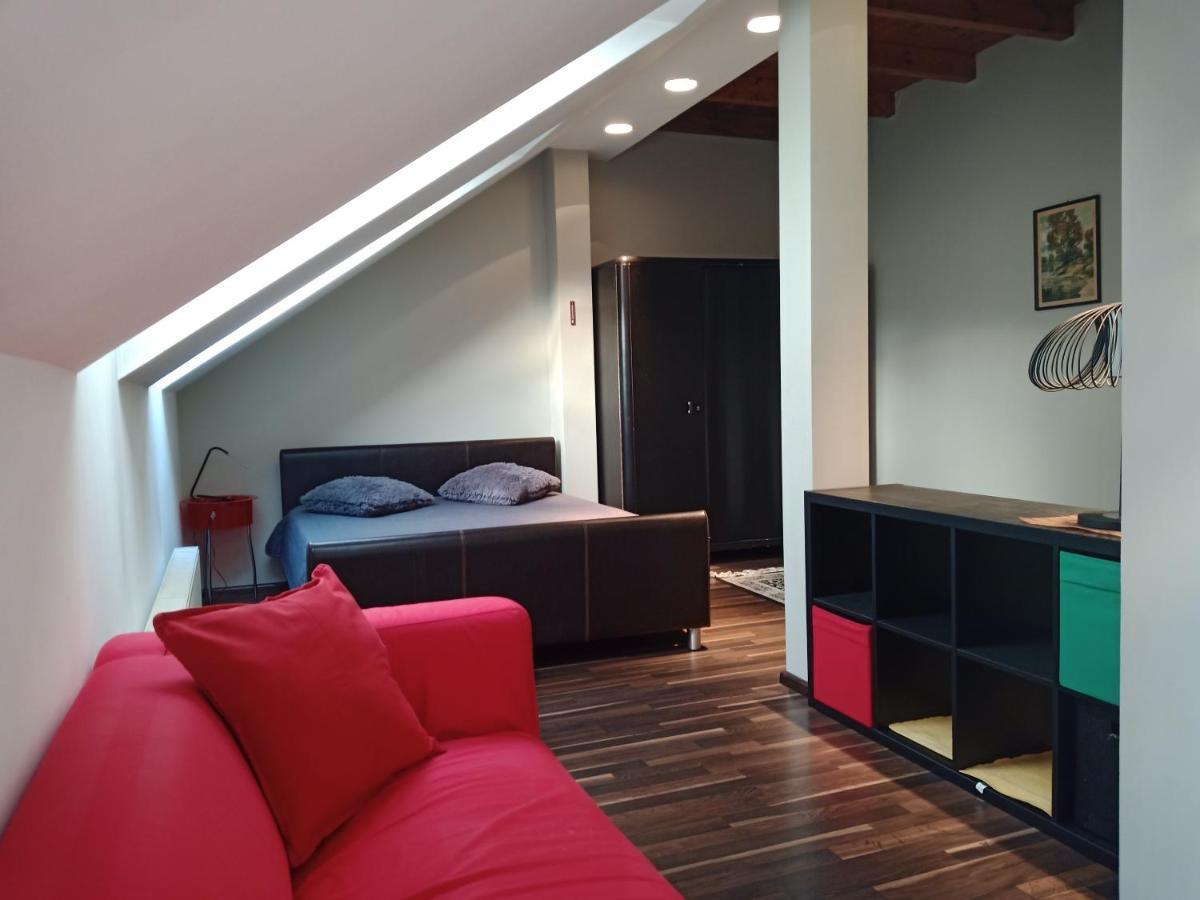 Family Or Group Apartment In Green Center Riga Bagian luar foto