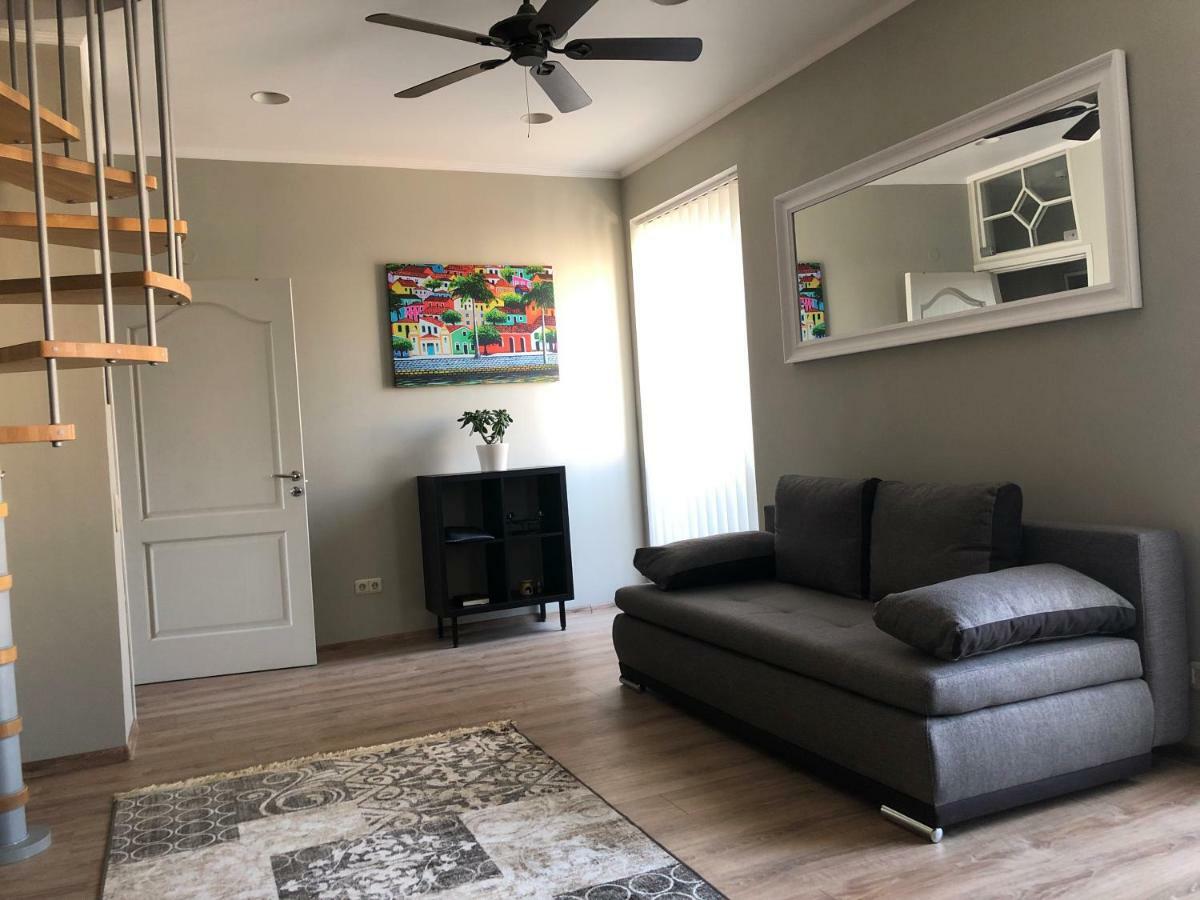Family Or Group Apartment In Green Center Riga Bagian luar foto